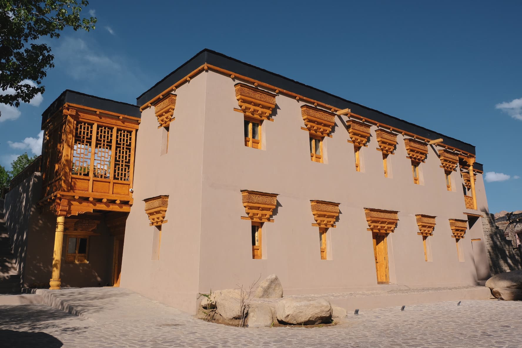 Gallery Main